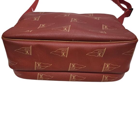 Louis Vuitton 1995 Red Monogram LV America Cup Calvi  Louis Vuitton America\'s Cup Calvi Messenger Bag Vintage Rare \'94 Rust Red Unisex